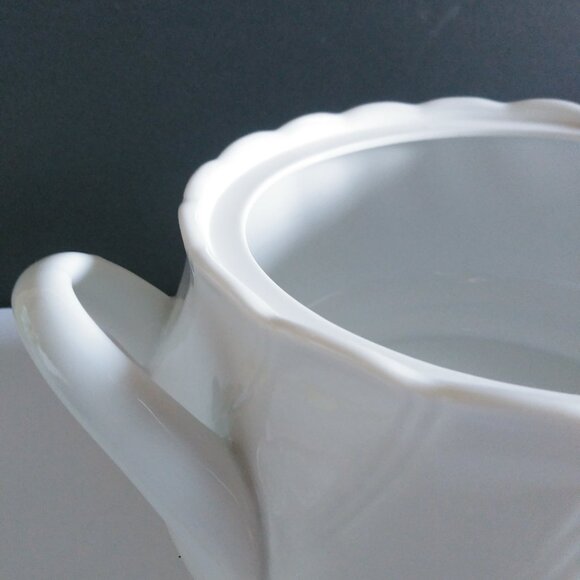 Sheffield White Vegetable Bowl Fine China Porcelain - Picture 12 of 13